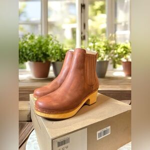 Frye Odessa Chelsea Clog Boots Womens Size 8.5 Rust